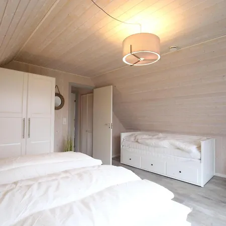 Holz-ferienhaus Katingsglueck Holiday home Kating