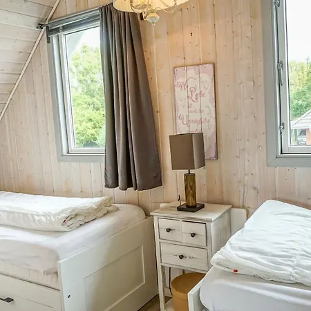 Holz-ferienhaus Katingsglueck Дом отдыха *
